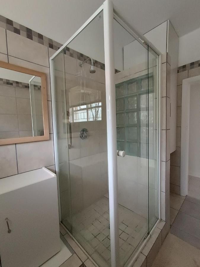 Appartement Sea Point Kingsgate No 10 à Le Cap Extérieur photo