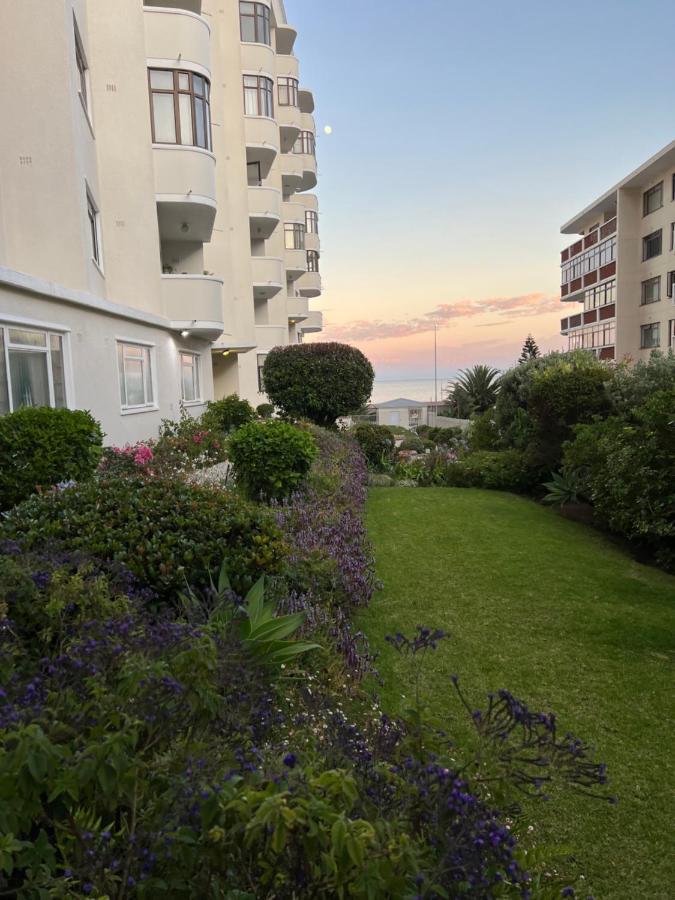 Appartement Sea Point Kingsgate No 10 à Le Cap Extérieur photo