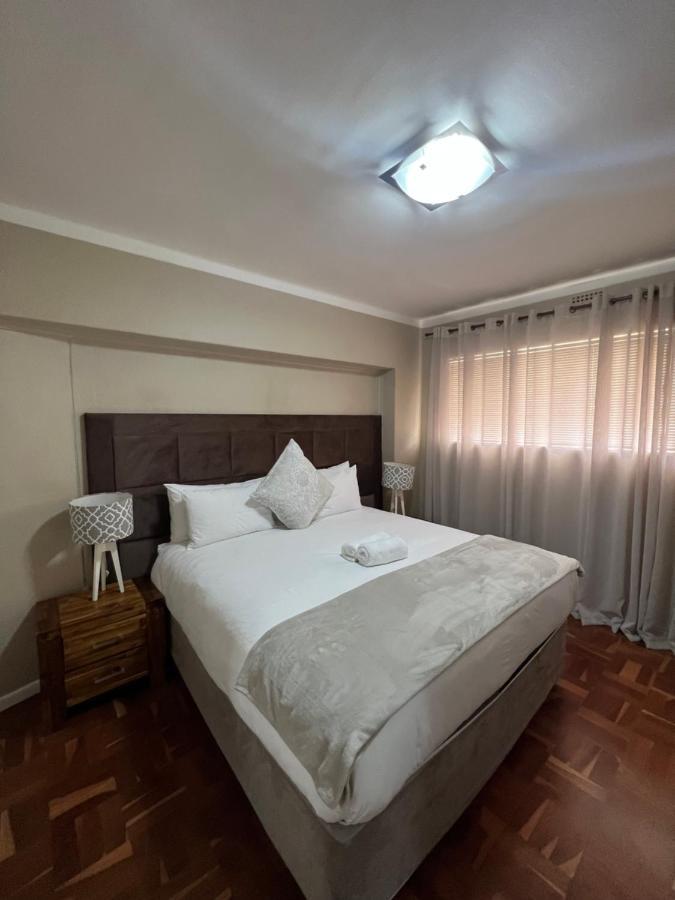 Appartement Sea Point Kingsgate No 10 à Le Cap Extérieur photo